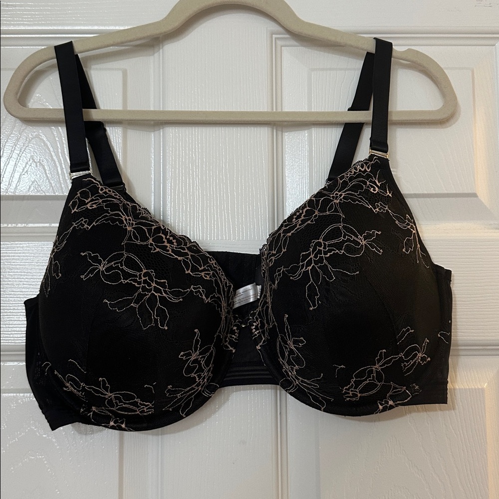 Lane Bryant Cacique Lace lightly Lined Demi Bra 42DDD